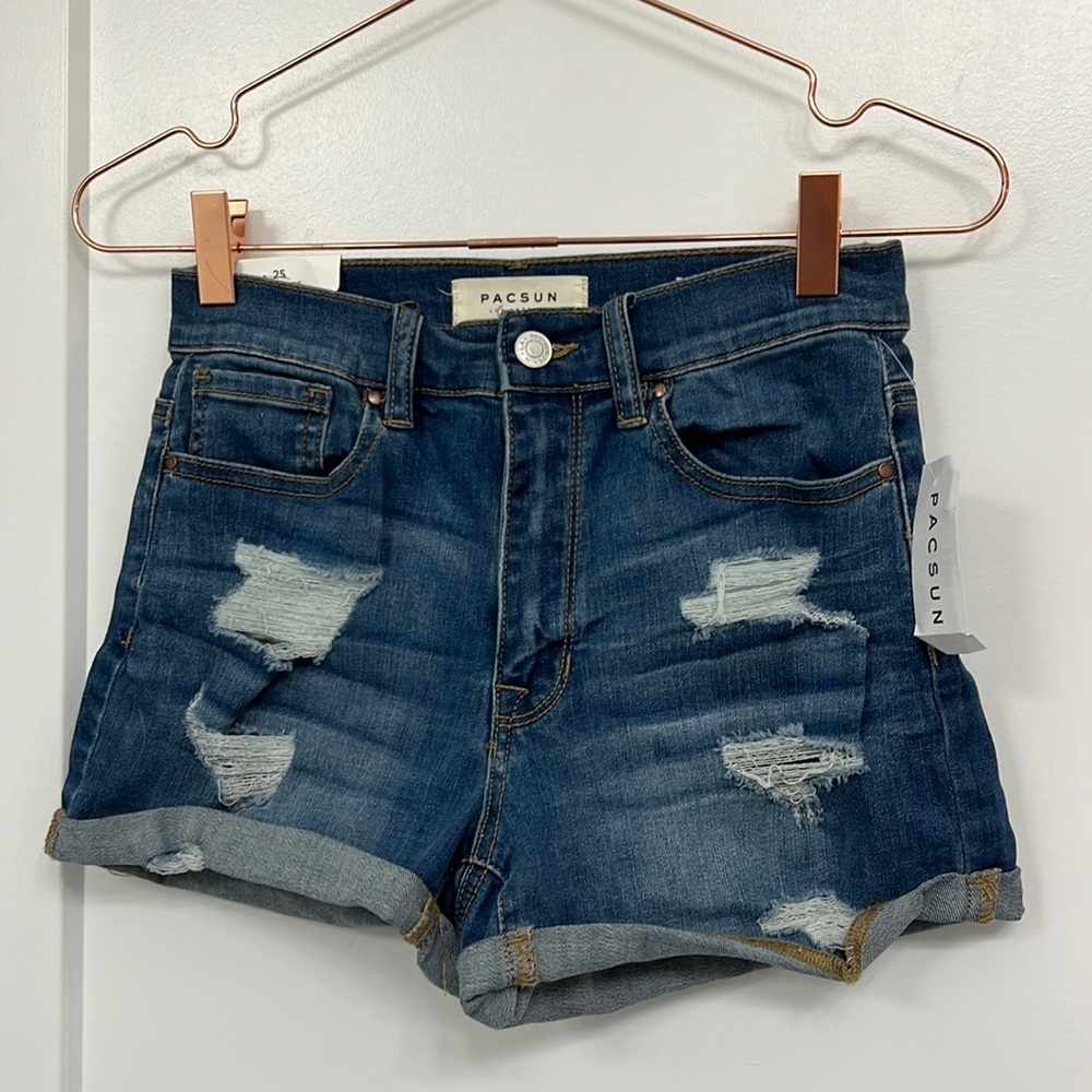 NEW PACSUN (The Shortie) Jean shorts size 25